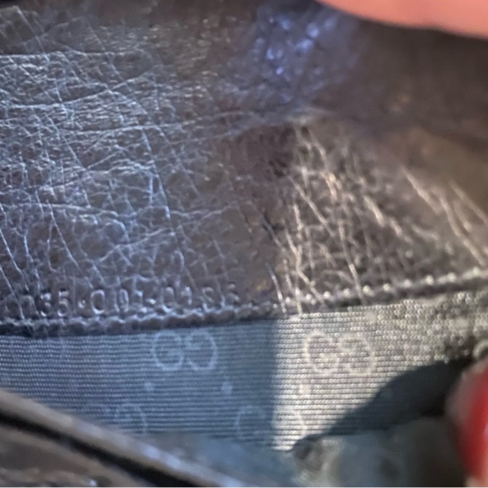 SOLD! Vintage Gucci Black Genuine Ostrich Leather Wallet with Gold-Tone Logo - Picture 10 of 12